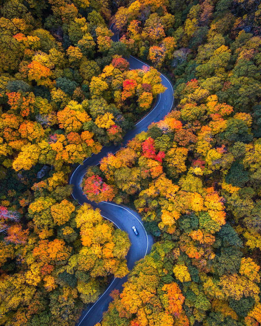 vermont-smugglers-notch-by-drone-in-fall-by-michael-matti-581b62c96108b__880