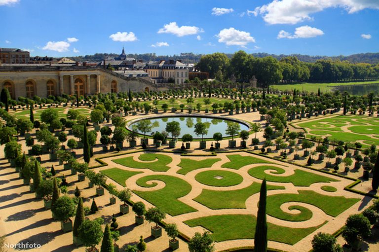 Versailles-i kastély kertje Versailles-i kastély kertje